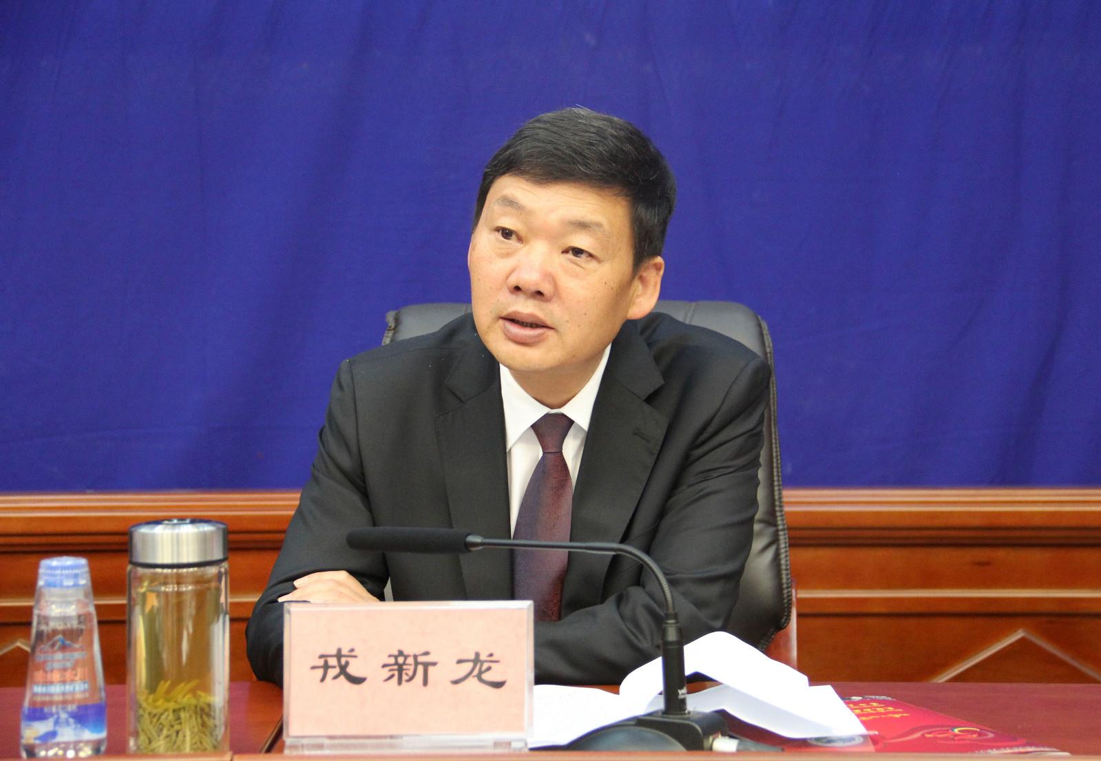 發言人：日喀則市市委常委、宣傳部長 戎新龍.jpg