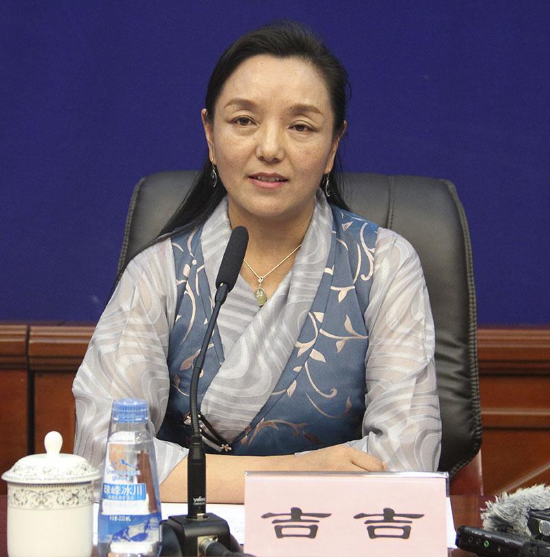 區文化廳非遺處處長 吉吉.jpg