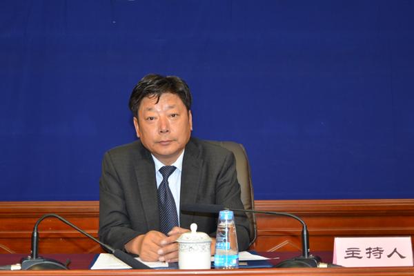 主持人：自治區黨委宣傳部副部長、區黨委外宣辦（區政府新聞辦）主任 晉美旺措.jpg