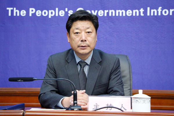 主持人：西藏自治區政府新聞辦主任 晉美旺措.jpg