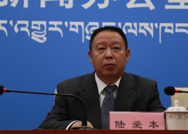 發言人：區公路局黨委副書記、局長 陸愛本.jpg