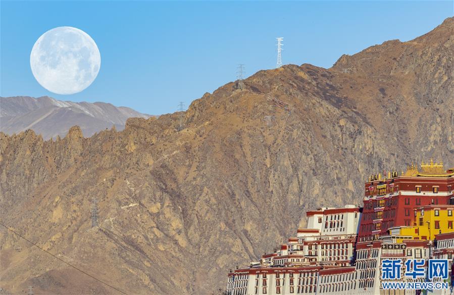 （社會）（5）拉薩：“超級月亮”現天宇