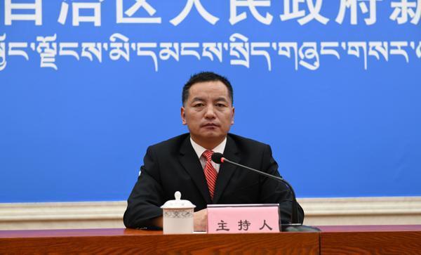 主持人：楊洪森 區黨委宣傳部對外傳播處副處長.JPG