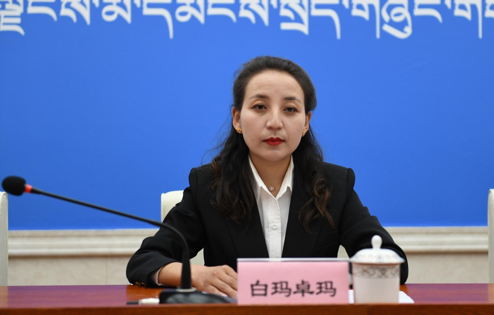 新聞發言人：西藏自治區糧食和物資儲備局糧油中心化驗室負責人 白瑪卓瑪.JPG