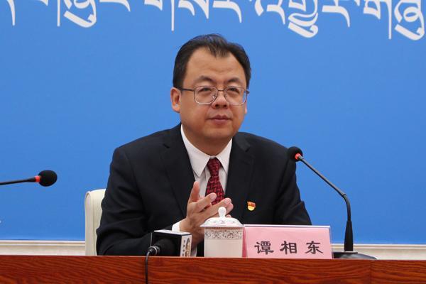 自治區衛生健康為黨組書記 譚相東.jpg