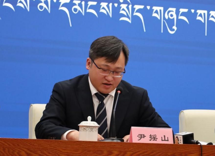 新聞發言人：自治區財政廳副廳長 尹搖山.jpg