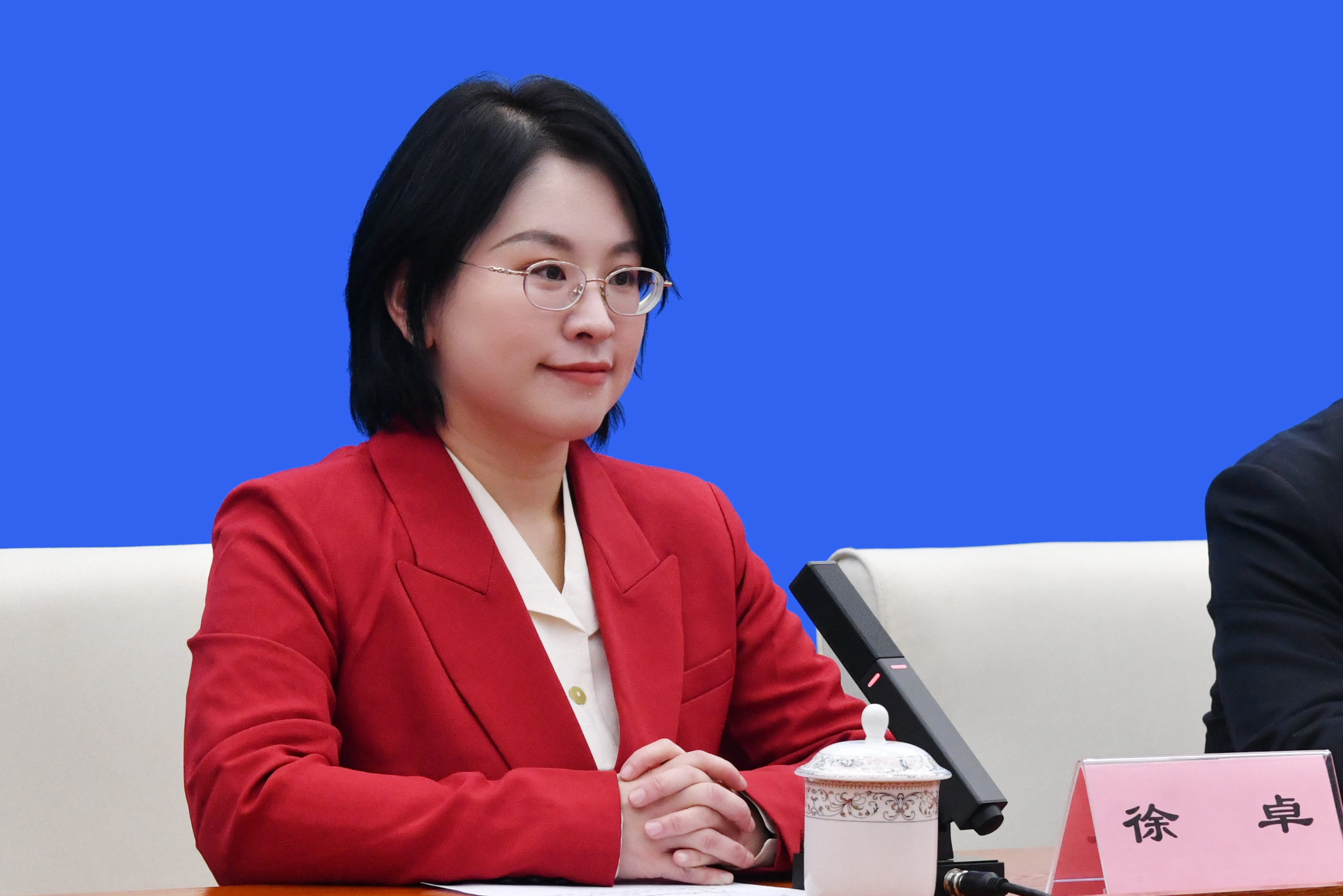 主持人：西藏自治區黨委宣傳部新聞處四級調研員 徐卓.jpg